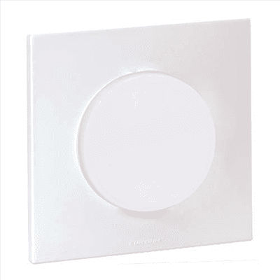 EUR’OHM Square – Plaque de finition 1 poste blanc – 60295