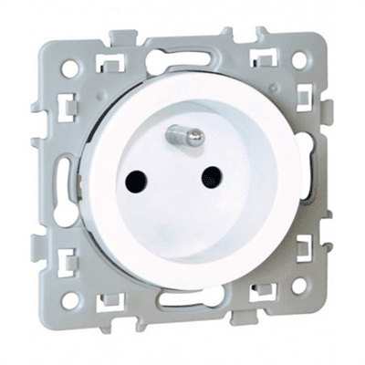 EUR’OHM Square – Prise de courant 2p+t blanc – 60260