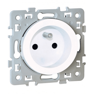 EUR’OHM Square – Prise de courant 2p+t blanc – 60260